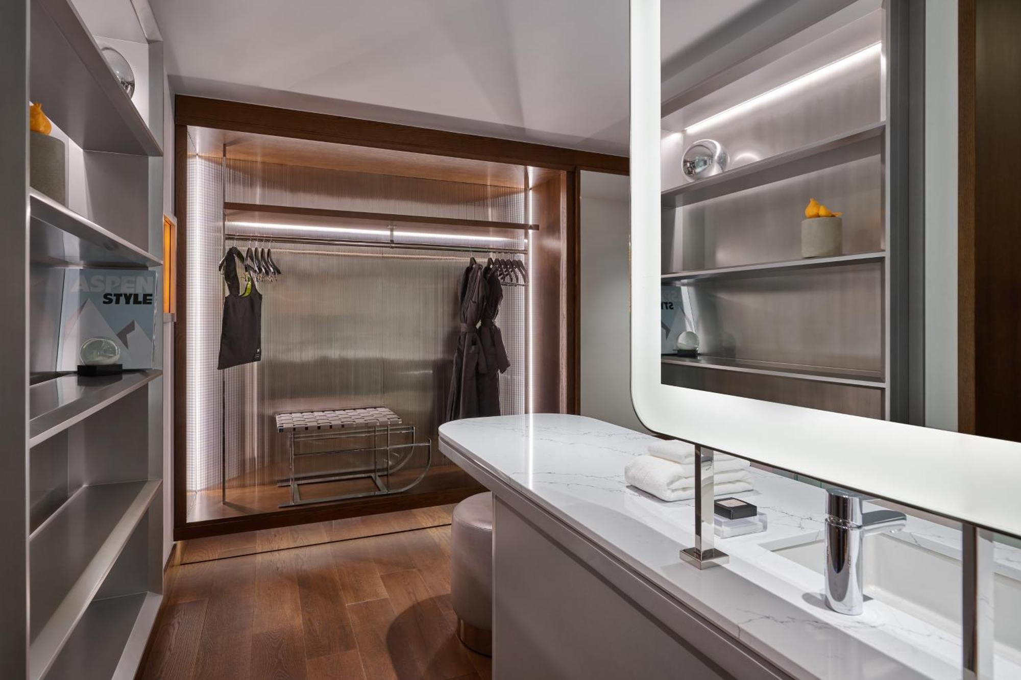 Habitación sin vistas con cama extragrande